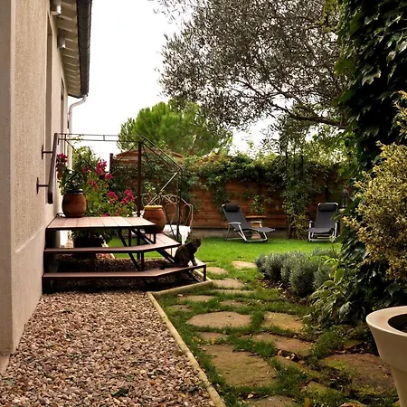 Pensión Le Jardin Doreade - Private In Guest *